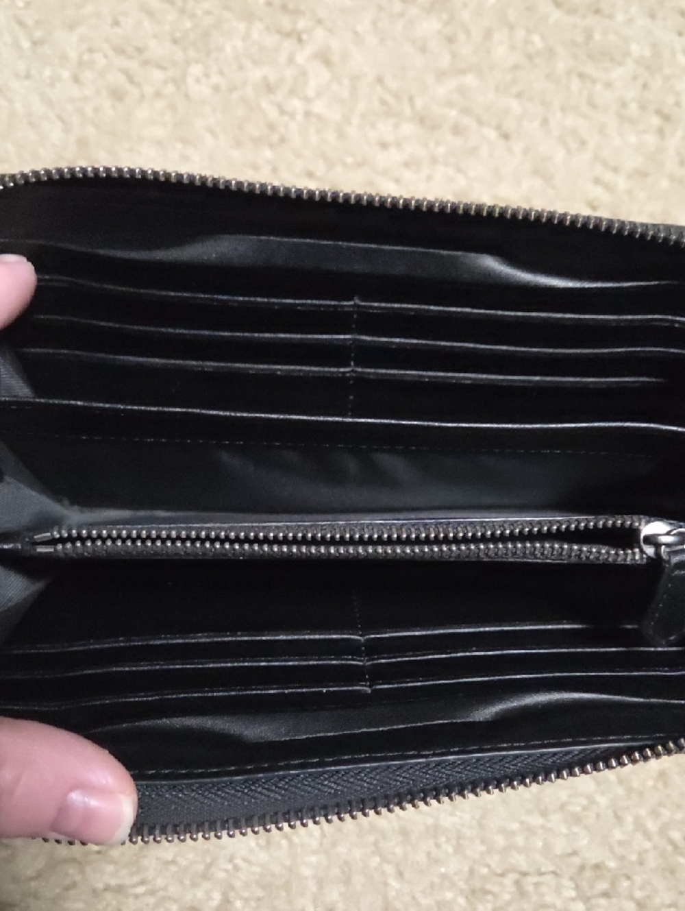 Coach Black Pebbled Leather Zip Wallet - Picture 4 of 13